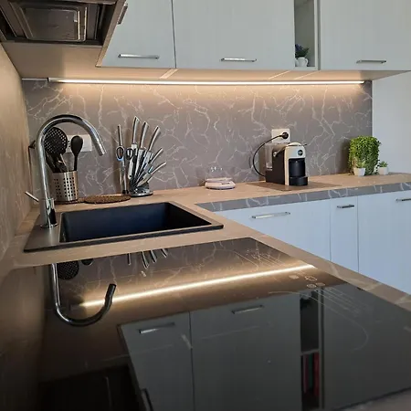 Apartment Magiste House